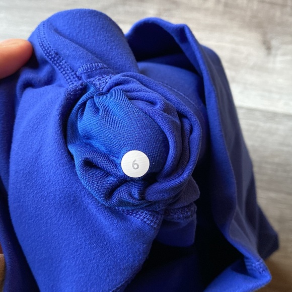 Lululemon 23” capri - Picture 3 of 3